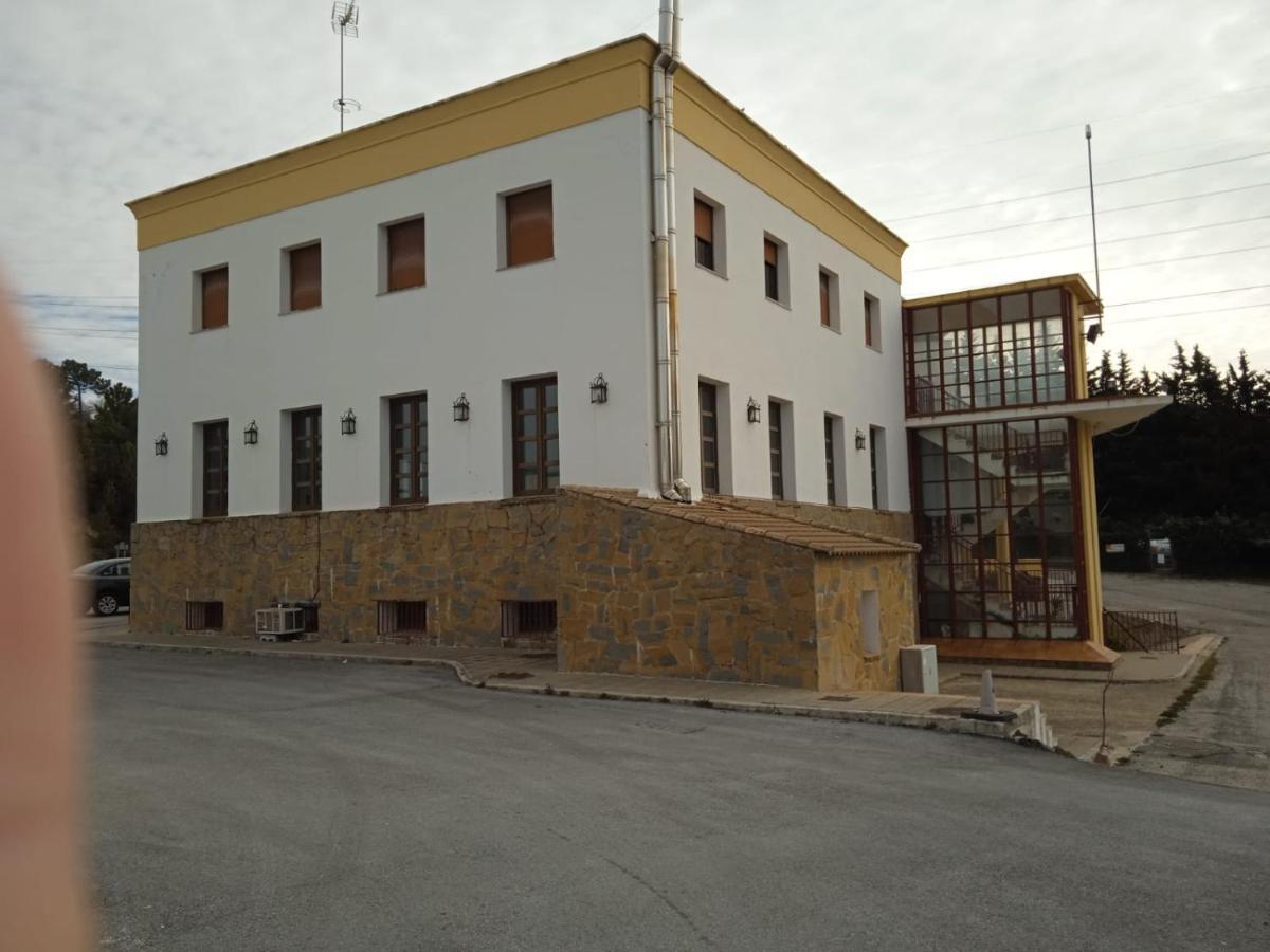 Apartamentos Refugio Del Viajero 帕劳塔 外观 照片